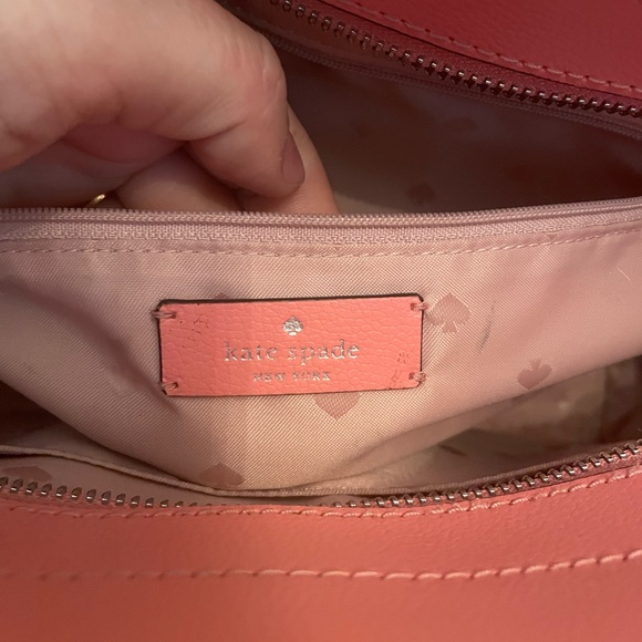 Kate Spade Medium satchel Coral Peach 🍑 - Picture 8 of 11